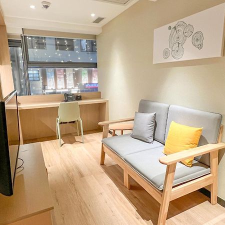 Urbanwood Ap Lei Chau Hotell Hongkong Exteriör bild